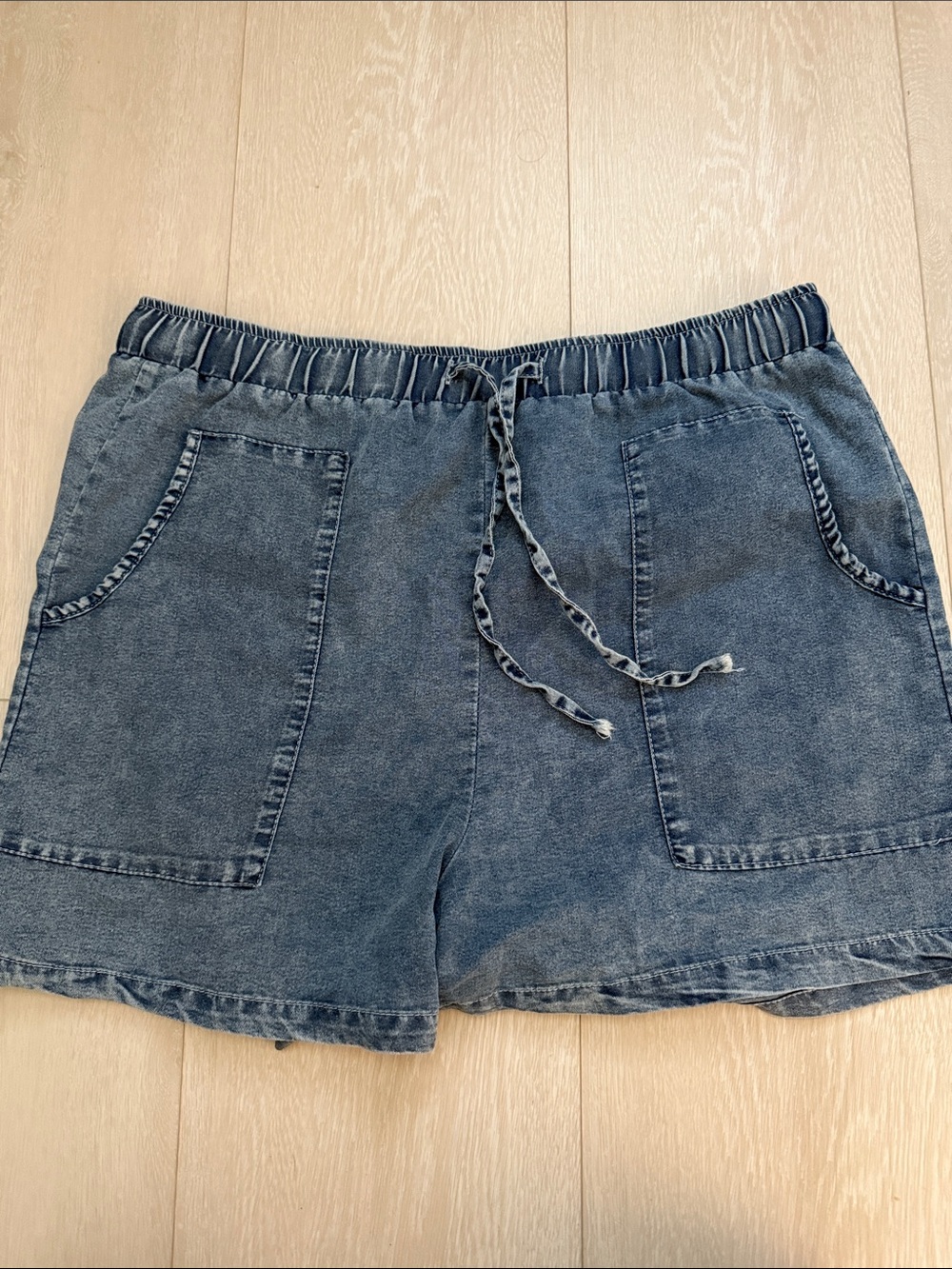 ZILCREMO Denim Short Sleeve and Short Set of 2 - Light Blue Wash - Picture 8 of 12
